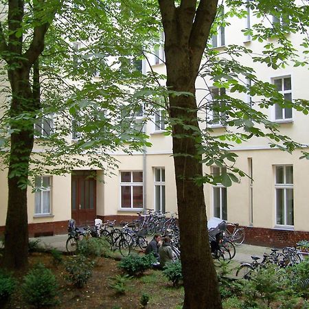Quiet Courtyard Apartment Berlín Exterior foto